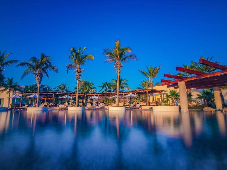 Infinity pool at Blue Cortés Beach Club
