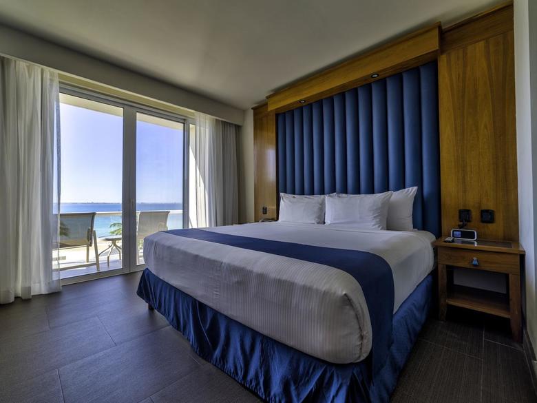 Sea View Deluxe King Room at CostaBaja Resort & Spa