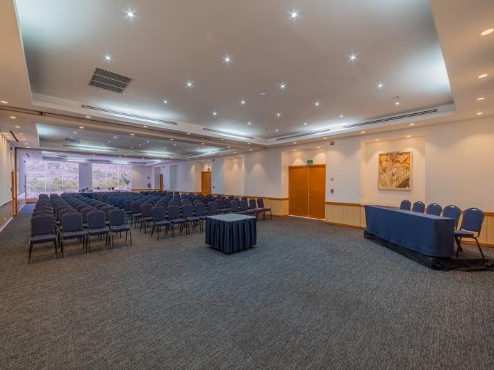 Theather Meeting Room